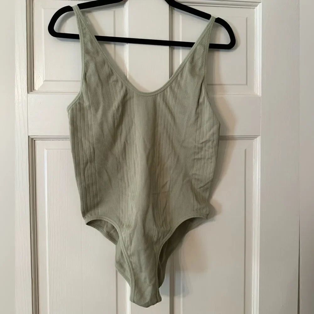 Women’s Aerie Tank Ribbed Body Suit L